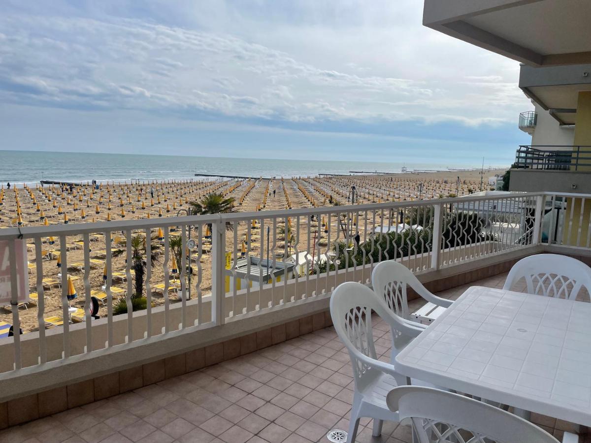 Fronte Mare-Residence Union 9 Lido di Jesolo Eksteriør billede