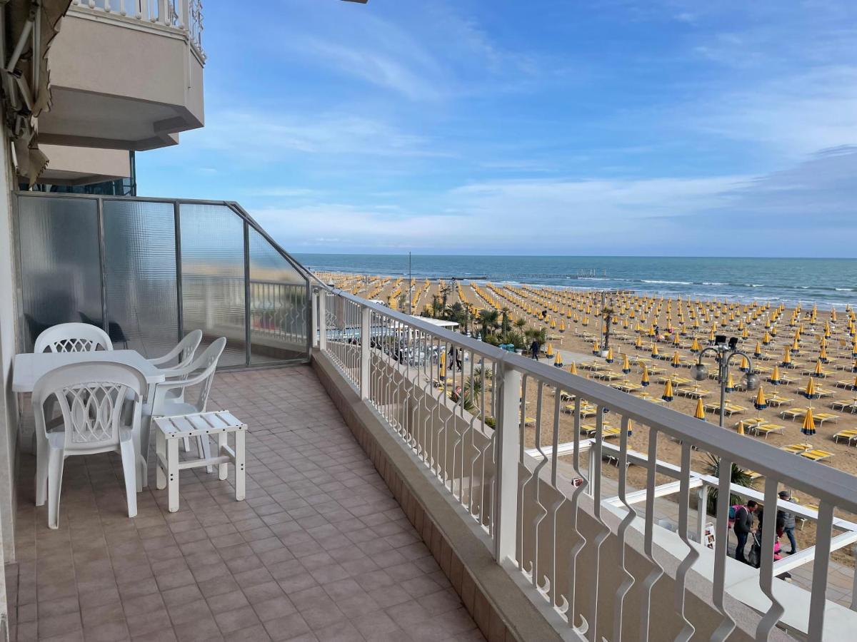 Fronte Mare-Residence Union 9 Lido di Jesolo Eksteriør billede