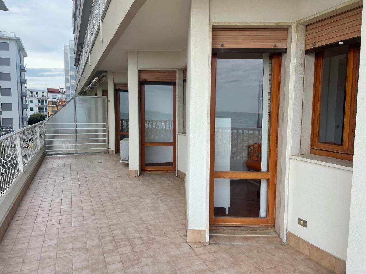 Fronte Mare-Residence Union 9 Lido di Jesolo Eksteriør billede